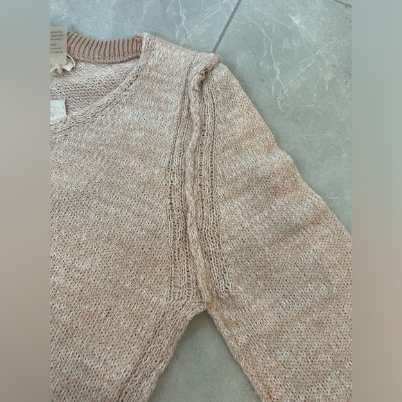 NWT Hem & Thread Women’s V-Neck Knit Sweater Bubble Sleeve - Picture 8 of 9